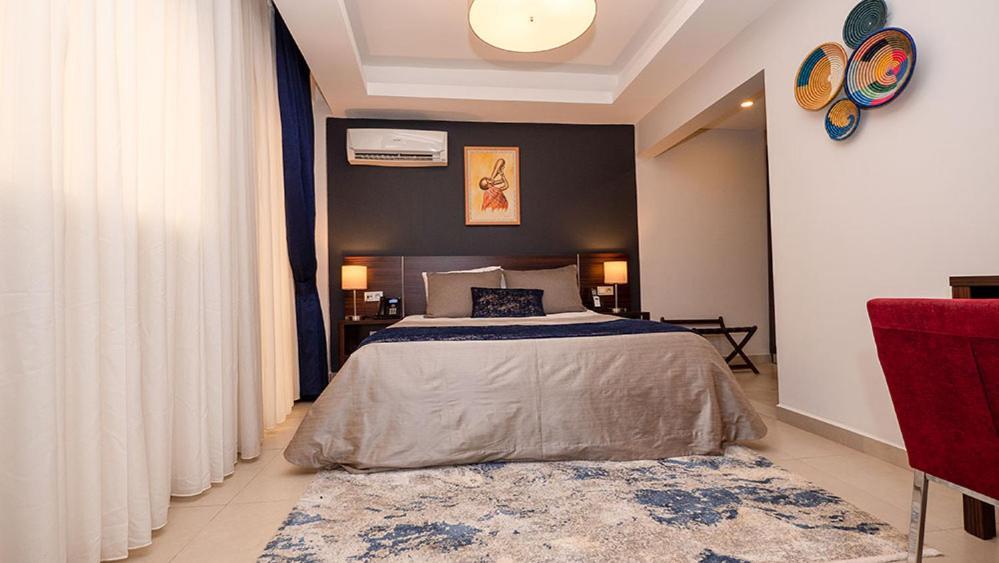 Souare Premium Hotel Конакри Екстериор снимка