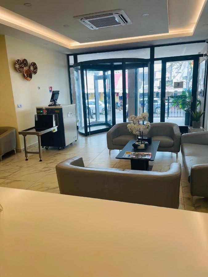 Souare Premium Hotel Конакри Екстериор снимка